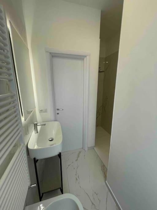 Grazioso Appartamento In Condominio Nel Verde ブッチナスコ エクステリア 写真